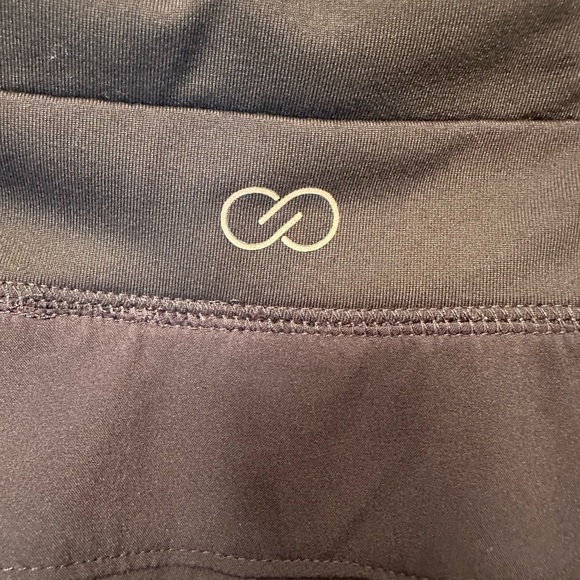 CALIA by Carrie Underwood Compression Shorts THESE ARE SOLD UNABLE TO DELETE - Picture 8 of 10